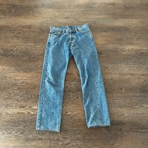 WEEKDAY SPACE JEANS - Skriv innan köp!! W29, L32 Snygga och stilrena jeans Bra skick!  