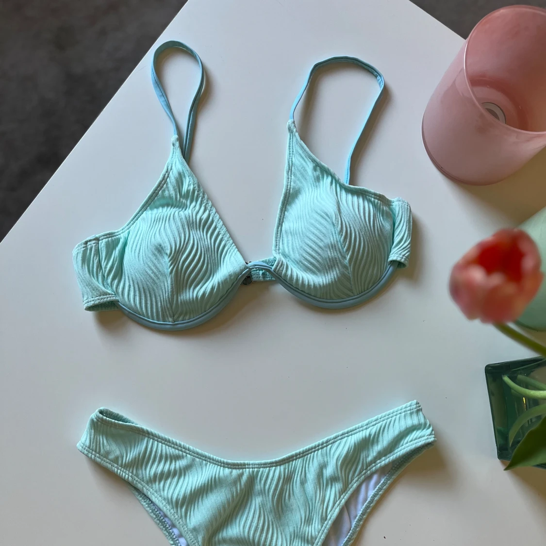 Mintgrön oanvänd bikini NY strl M - 90