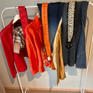 Tiktok - outfits  - Säljer alla dessa unika plagg till ett lite dyrare pris! För att se plagget på, se min tiktok (queenoftictoc)   Dm för pris 