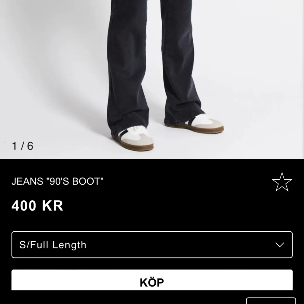 söker dessa 90s jeans från lager i svart ELLER grå! 🩷🩷 storlek S full lenght!. Jeans & Byxor.