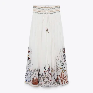 Zara lång kjol - Säljer min zara lång kjol i mycket bra skick💕