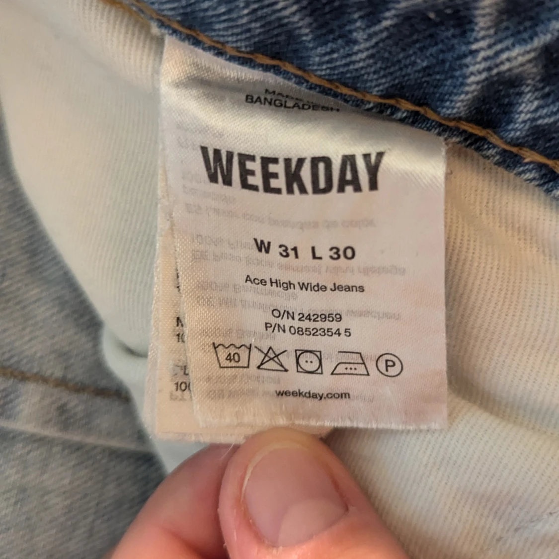 Blå jeans från Weekday - 91