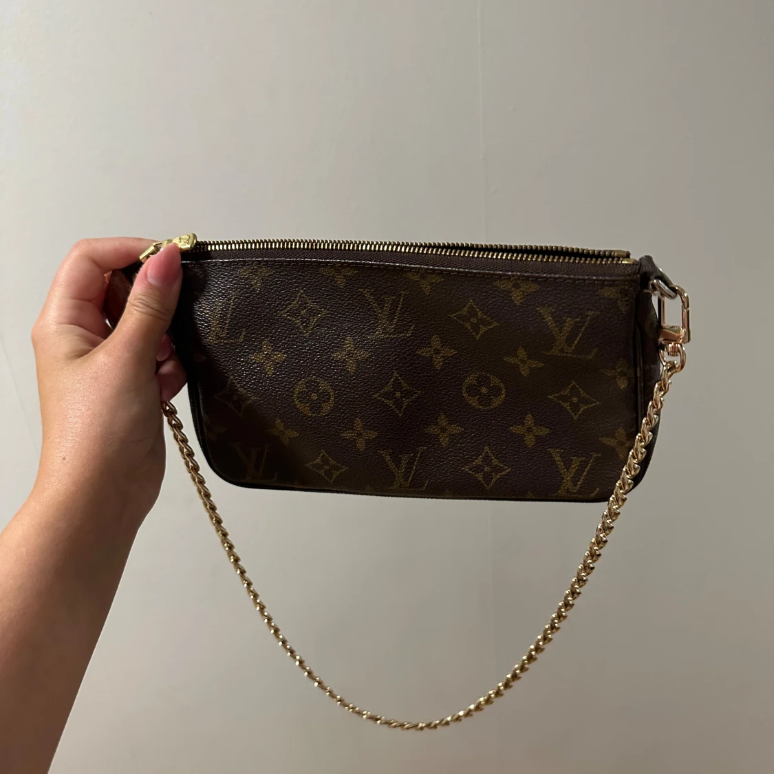 Louis Vuitton pochette - 90