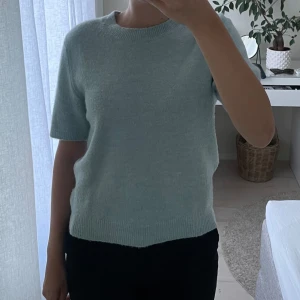 Stickad T-shirt - Stickad T-shirt, perfekt till hösten!💗💗