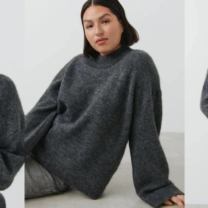 Stickad tröja  - Säljer även denna stickade tröjan som är så mysig men tyvär för stor. Lik mohair i materialet💕