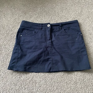 KJOL - söt blå minikjol!