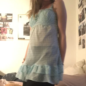 Gulligt line⭐️ - Använt en gång och köpt på Second hand💥 märket är rampage💕 köpare står för frakt 🚚 