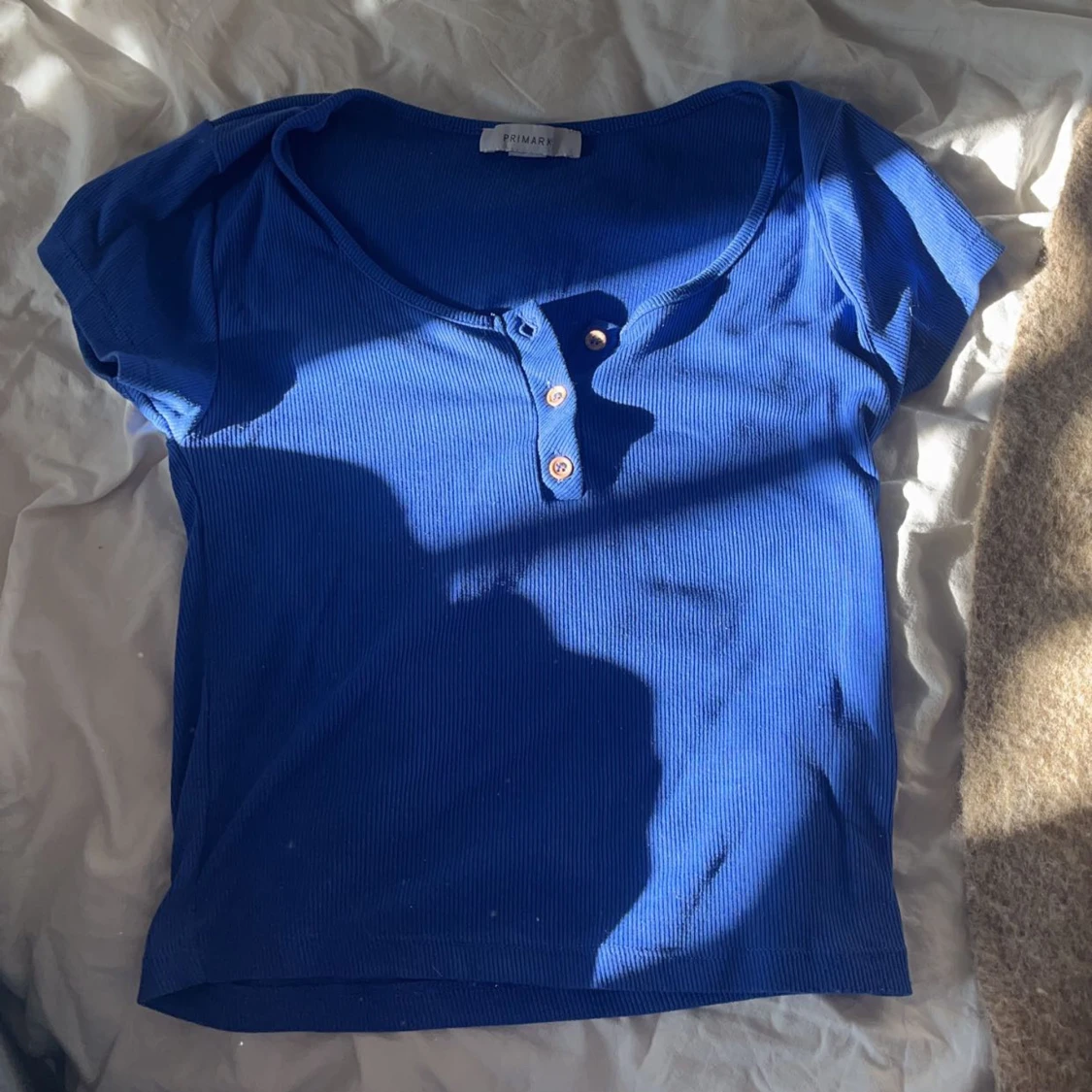 Blå topp/tröja - 90