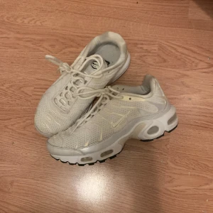 TN air  - Säljer mina helt nya air Max TN.  Storlek 37,5 