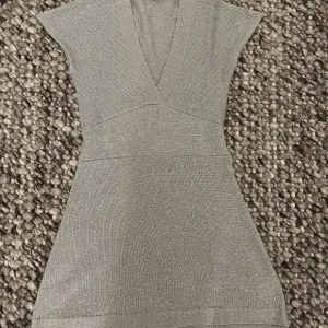 Silvrig topp - Superfin silverglittrig topp. Storlek xs. Fint skick!