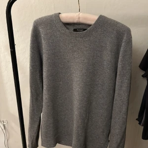 Matinique Kashmir tröja  - Säljer nu en fet Kashmir tröja från matinique. Skicka 10/10. Nypris 1800kr. 