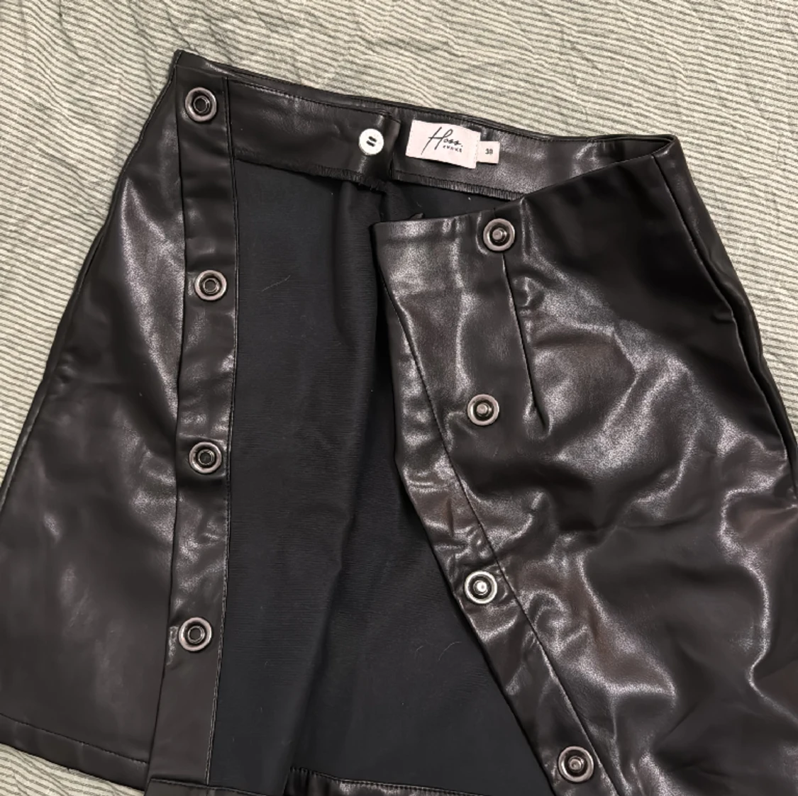 Faux läderkjol - 90