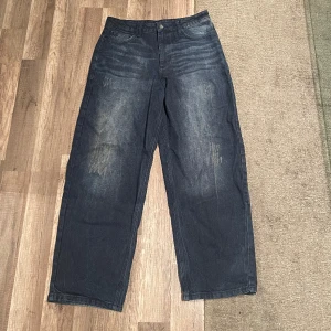Collusion Baggy Jeans - Ett par mörkblå Collusion jeans! - Stl W32 L32