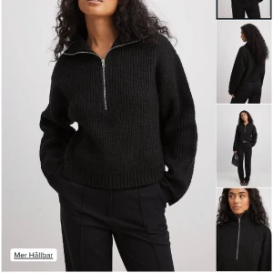 Stickad tröja  - Fin oanvänd oversized stickad tröja från NA-KD.  (OBS min har svart dragkedja och inte silver)  Finns inte kvar på hemsidan. Säljer för att den inte kommit till användning 