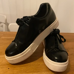 Eytys - Knappt använda Eytys. PM för fler bilder. 