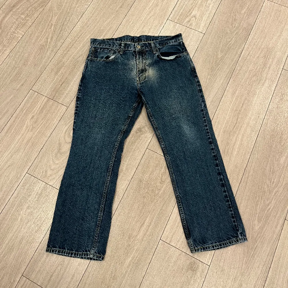 (Nr.4) Vintage Levis jeans!  Skick: 10/10  Storlek: 36/30. Jeans & Byxor.