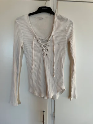 Kläder i fint skick - Bra skick 