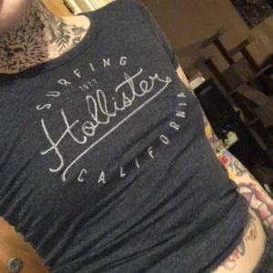 Golvlister tshirt  - Navy blå tshirt  Mjuk Använd nopper finns