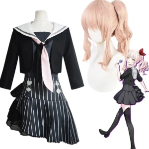 Mizuki Akiyama cosplay - Snälla köp inte jag har två personer som skulle vilja köpa den!! Säljer Mizuki Akiyama cosplay pga att den är för liten. Använd en gång och peruk är stylad. Midjemått 70 cm på kjolen. Nypris: 775:- Pris: 600:- + frakt.