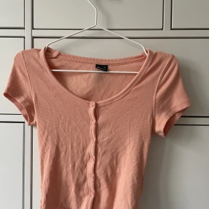 Coral kofta - Gullig kofta för lågt pris 