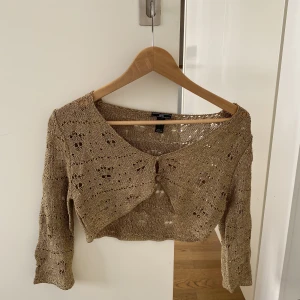 Guldig kort topp - Guldig kort mango topp
