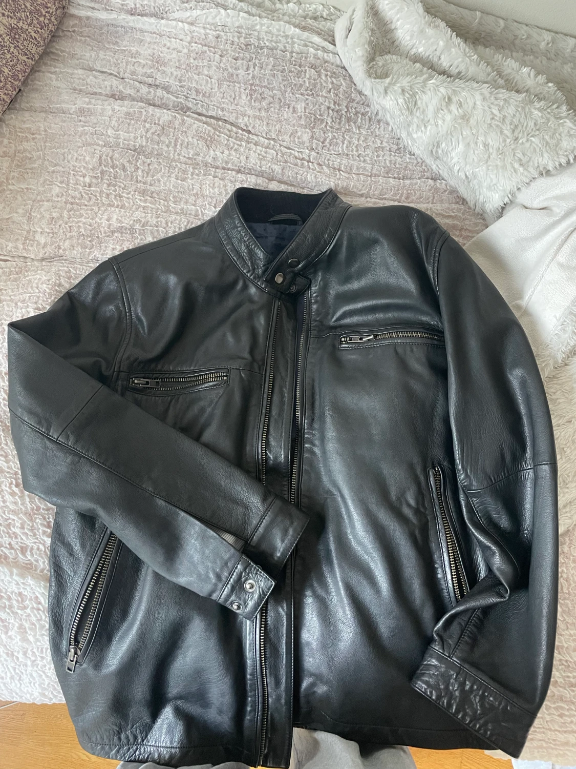 Oversized skinnjacka - 90