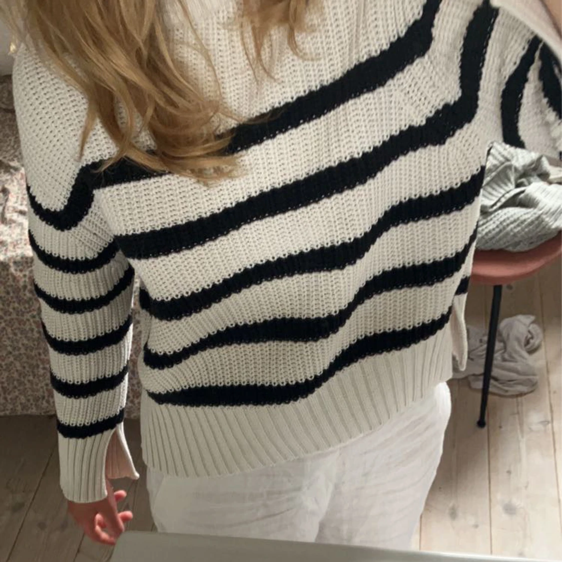 Randig stickad tröja  - 91