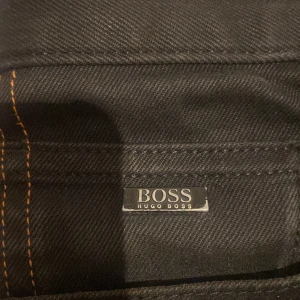 Hugo booss jeans  - Hugo boss jeans knappt använda 