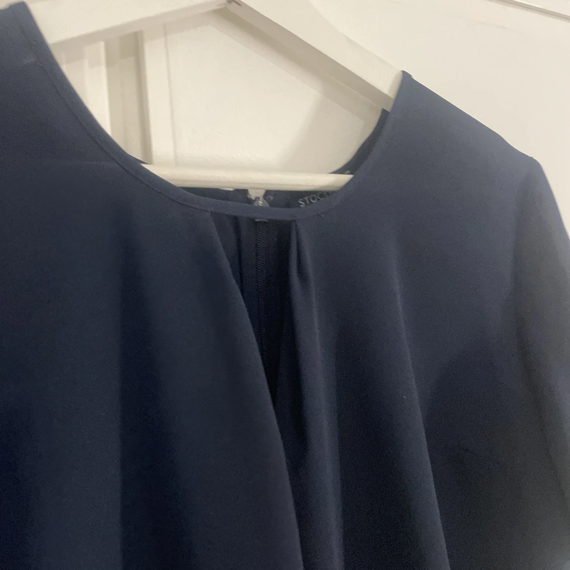 Marinblå blus,strl M från stockh lm - 90