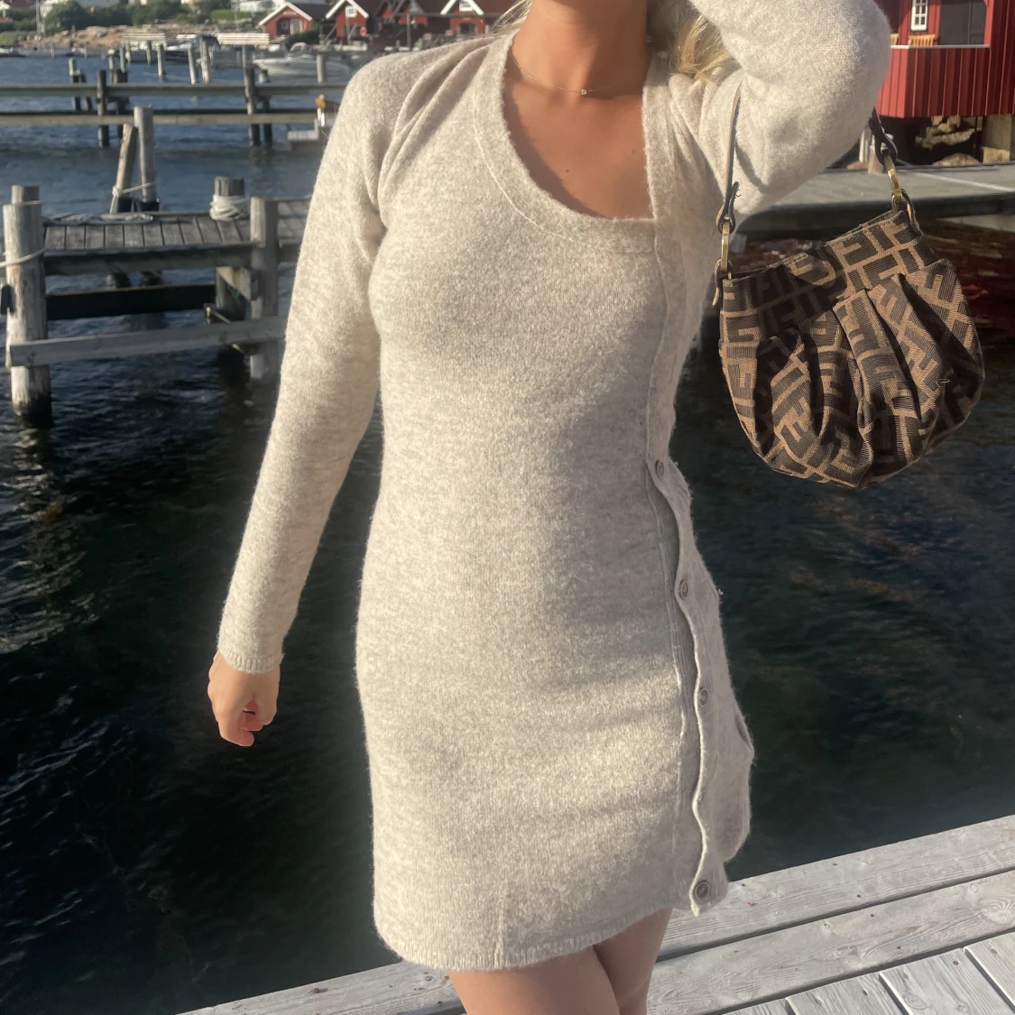 stickad klänning - 90