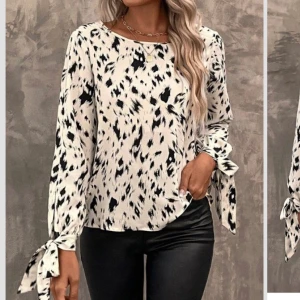 Helt ny topp  - Storlek S. 