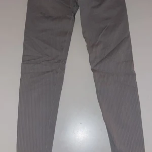 ICIW Seamles tights  - Säljer dessa fina gråa seamles tights från ICIW. Aldrig använda utan bara prövat.  Storlek L   Kan frakta med köparen står för frakten 🍂  Finns i Göteborg nära östra sjukhuset. 