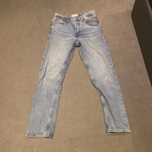 blå jeans - köpta från jack & jones