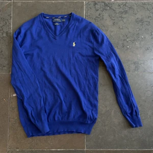 Ralph lauren tröja - Skön RL tröja i perfekt skick. Skriv om ni har några frågor.