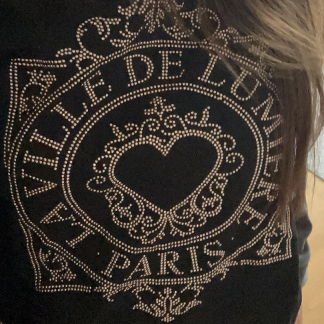 T shirt med rhinestones 