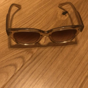 Chimi glasögon  - Fick dem i födelsedagspresent för cirka ett år sedan men har inte använt dem: Modell 51 22 07(kan diskutera pris vid snabb affär)