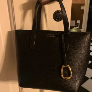 Ralph Lauren väska - Använd 2 gånger som ny Läder väska