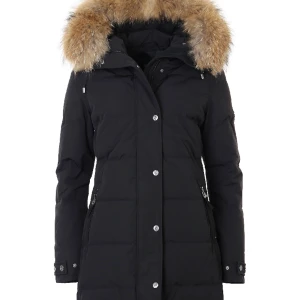 Hollies subway jacka  - Intresse koll❗️❗️ på min hollies jacka jag köpte i januari! Jätte varm och skön jacka utan några defekter och är inprincip ny. Köpt för 6000kr i butik💖