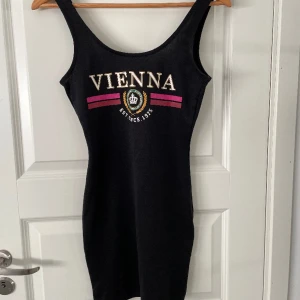 Klänning  - Klänning i bra skick.