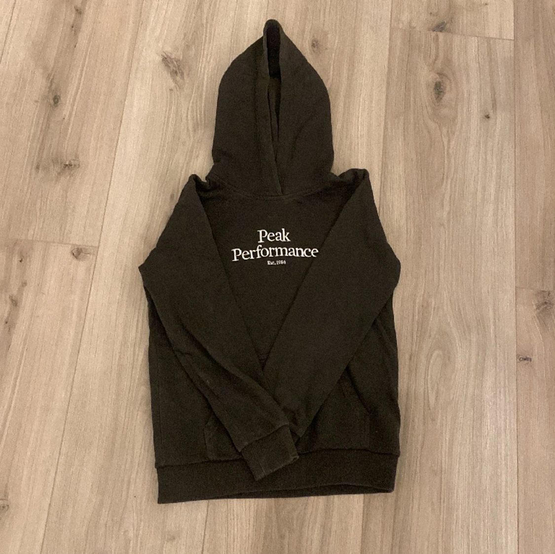 peak performance hoodie