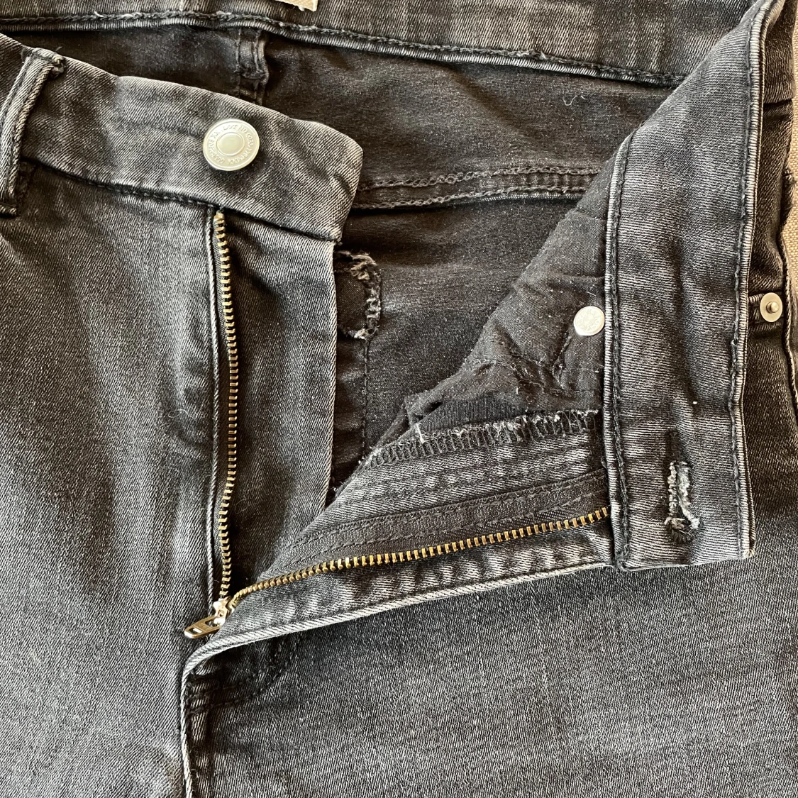 Bootcutjeans svarta - 91