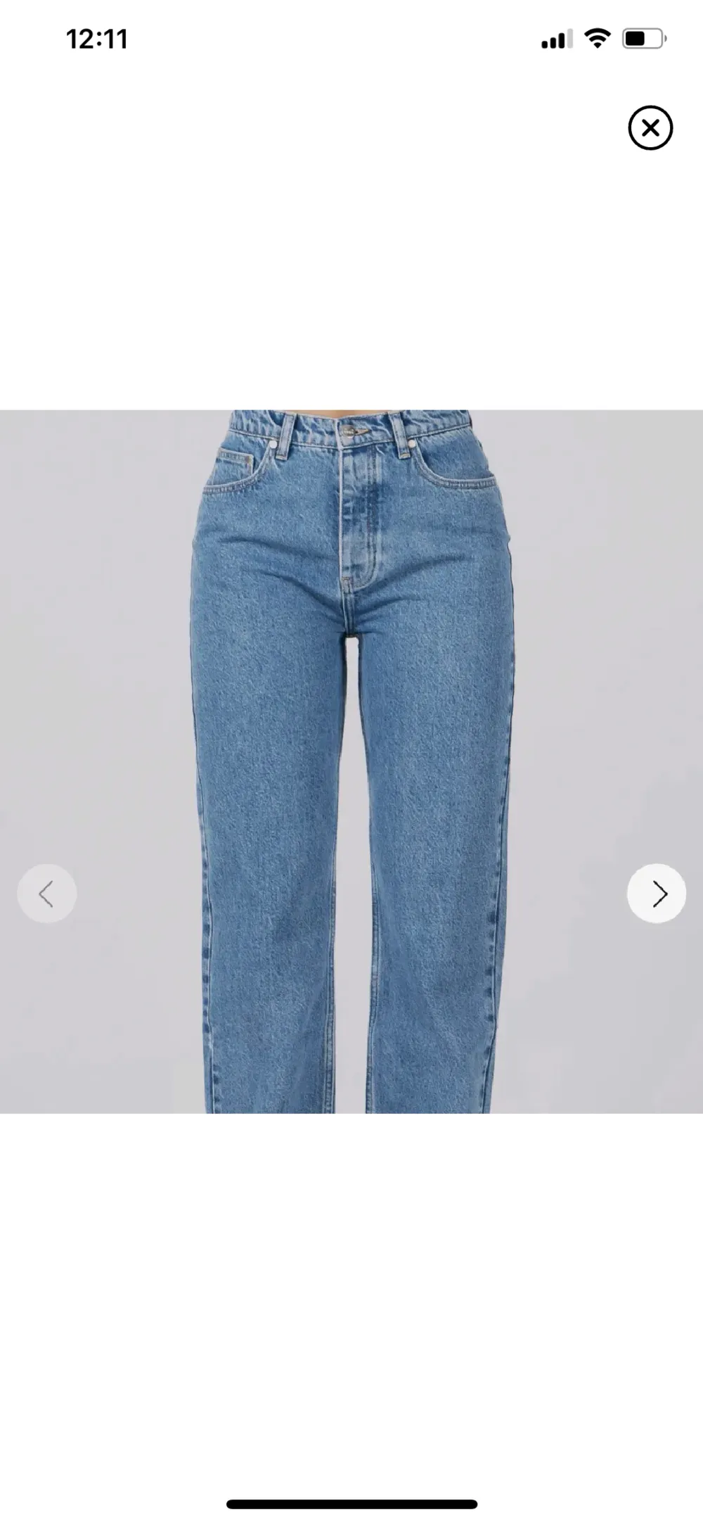Säljer A-DSGN jeans i storlek S, passar även en liten M. Använd fåtal gånger. Säljer för 300 inkl frakt. Kan byta mot M. Jeans & Byxor.