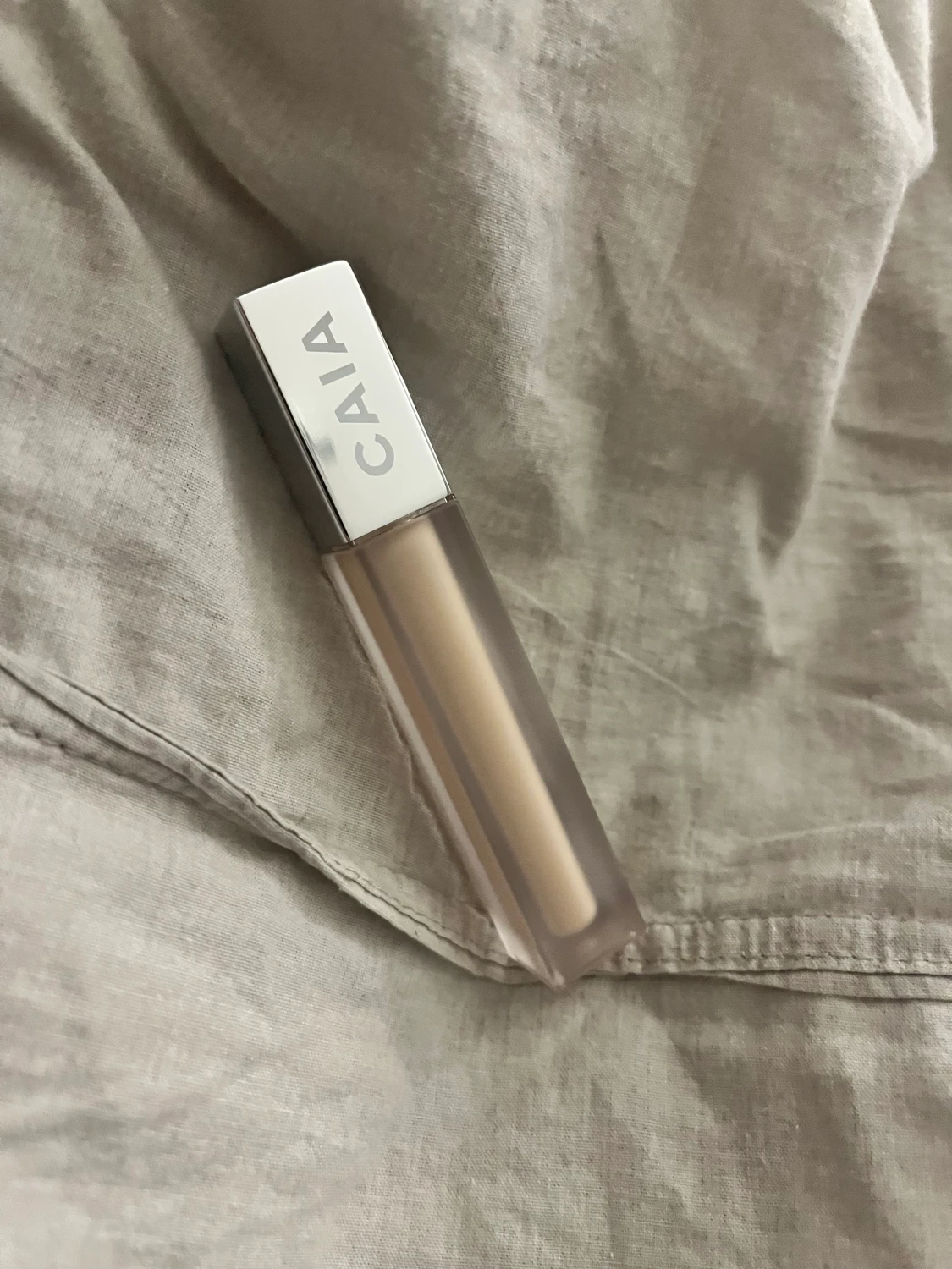 Caia concealer 