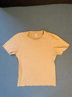 Lager 157 T-shirt - Säljs nu billigt då jag inte använder längre.