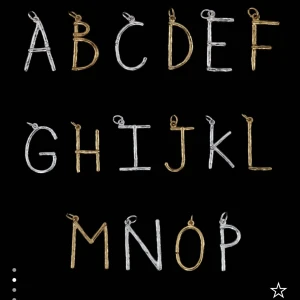 SÖKER MARIANILSDOTTER HALSBAND ”L” - Söker guld halsband med bokstaven L på