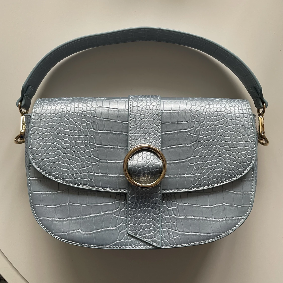 Unik ljusblå NA-KD väska