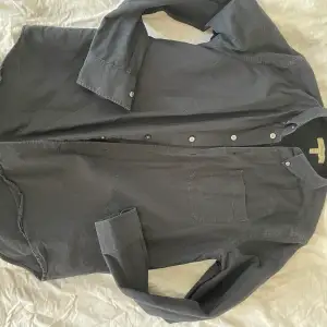 Skjorta, svart från Whyred