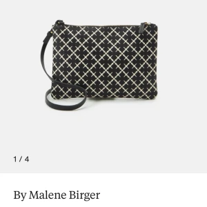 Marlene Birger väska - Säljer min Mirlene Birger väska . Använd kanske 3 ggr så i nyskick. Om du vill kan jag skicka privata bilder med. Nypris 1035 säljer för 300