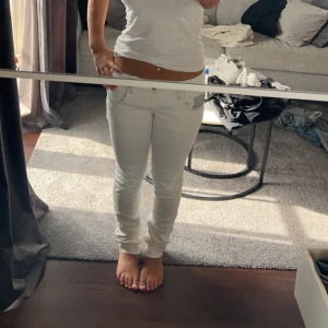 Diesel jeans - Säljer ett par diesel jeans i storlek 28/32