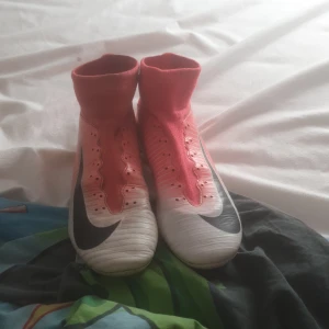 Bra skor - Har använt ganska mycket och är bra och är mercurial 